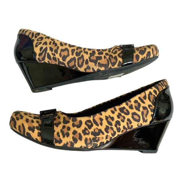 Clarks Flores Poppy Leopard Print Pump Size 9 1/2 - Picture 6 of 9